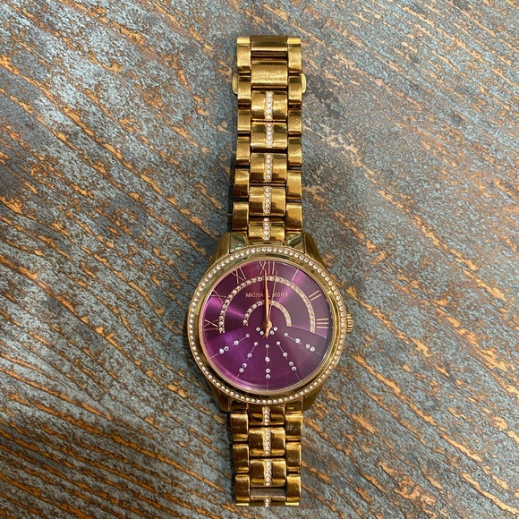 Michael Kors Watch - Picture 6 of 7